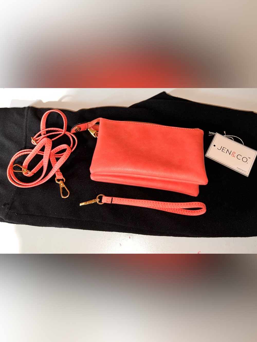 NWT JEN & CO Coral Crossbody Clutch with Detachable Strap